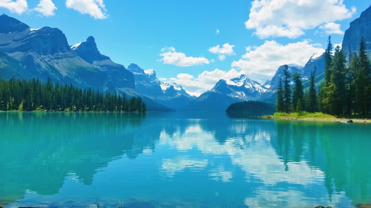 Maligne lake