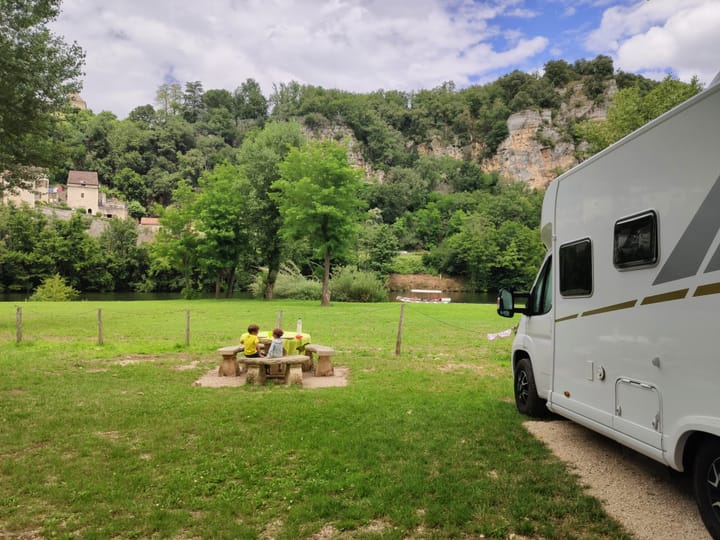 ENCARA NO HAS VIATJAT EN AUTOCARAVANA?